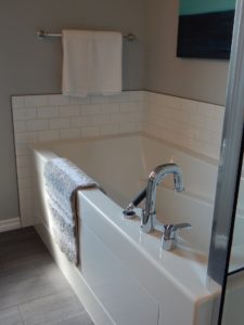 Preventing Your Bathtub Drain From Clogging
