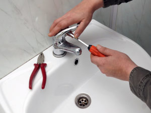 Master plumbing faucet replacement