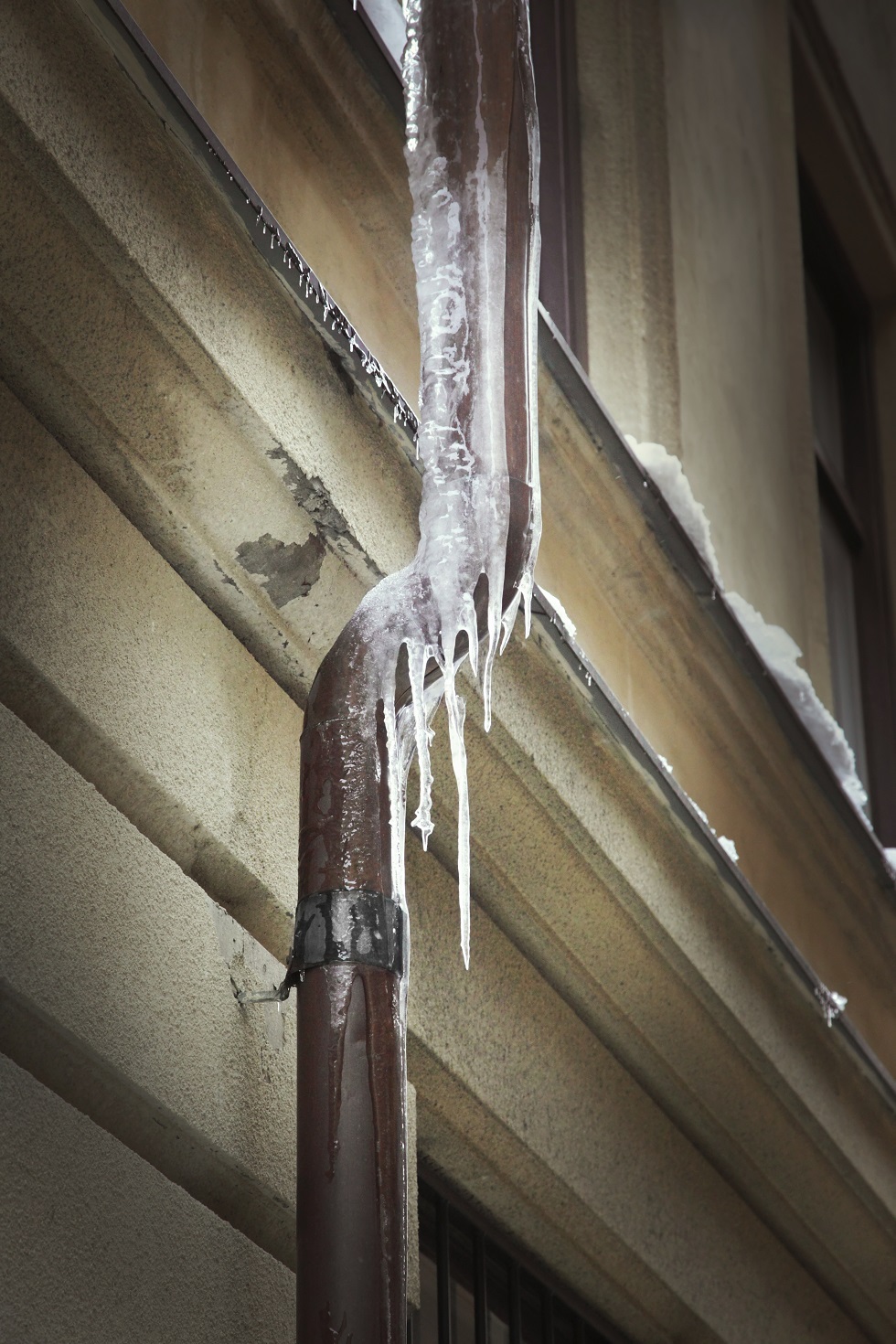 how-to-prevent-frozen-pipes-at-your-house-master-plumbing