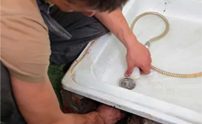 Why to Keep away from DIY Drain Cleansing Why to Keep away from DIY Drain Cleansing